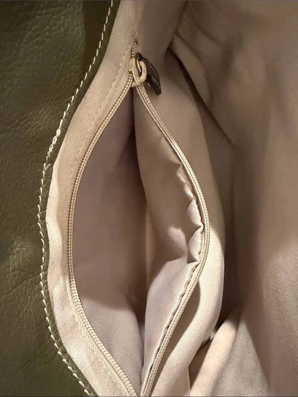 Valentino Olive Green Leather Shoulder Bag with Gold Chain Straps - Picture 11 of 14